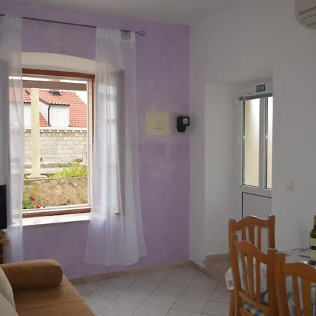 Bona * 杜布罗夫尼克